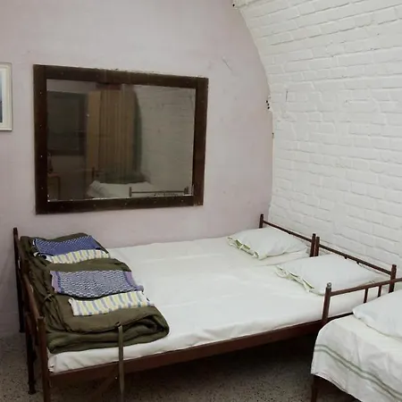 10-z Bunker * Μπρνο