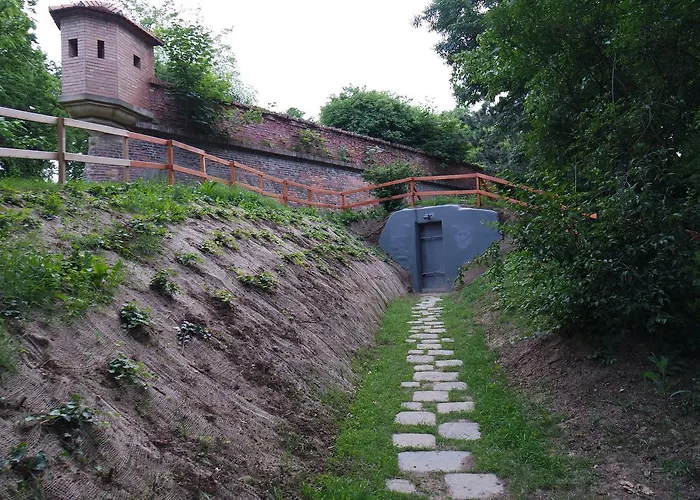 Hostel 10-z Bunker