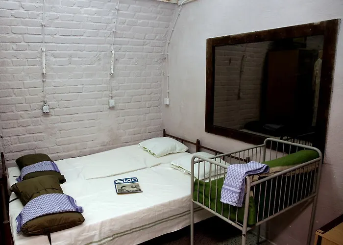 Hostel 10-z Bunker